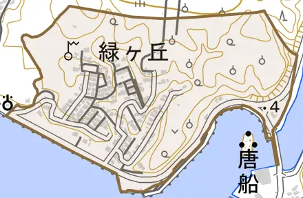 緑ケ丘とその周辺の地図。町の範囲を重ねている