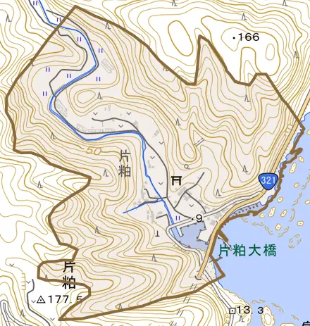 片粕とその周辺の地図。町の範囲を重ねている