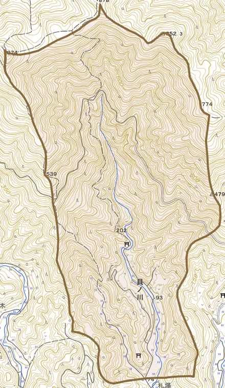 貝ノ川とその周辺の地図。町の範囲を重ねている