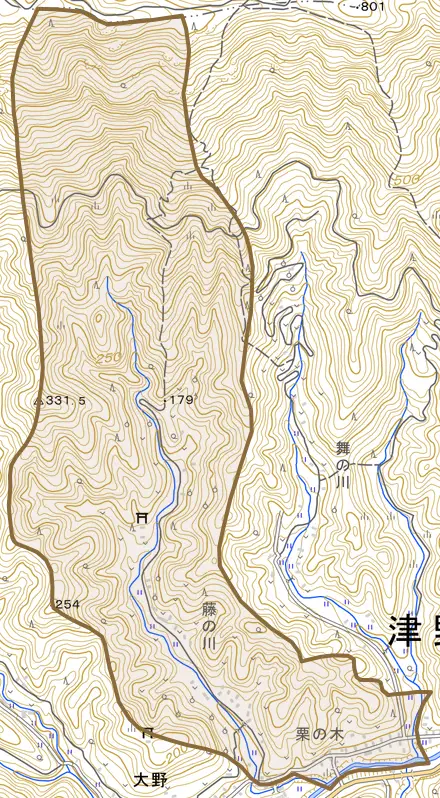 杉ノ川丙とその周辺の地図。町の範囲を重ねている