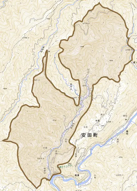 大字小川とその周辺の地図。町の範囲を重ねている