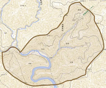 初瀬本村とその周辺の地図。町の範囲を重ねている