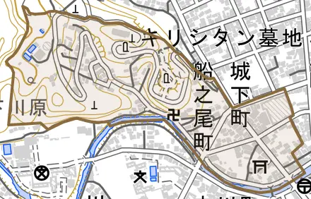 船之尾町とその周辺の地図。町の範囲を重ねている