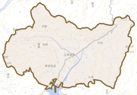倉岳町浦とその周辺の地図。町の範囲を重ねている