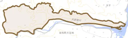 新和町大宮地とその周辺の地図。町の範囲を重ねている