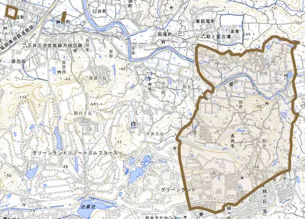 本井手とその周辺の地図。町の範囲を重ねている