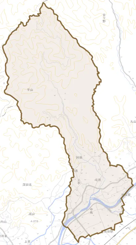 須恵とその周辺の地図。町の範囲を重ねている