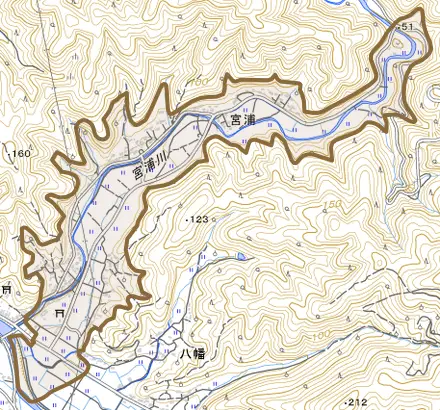 大字宮浦とその周辺の地図。町の範囲を重ねている
