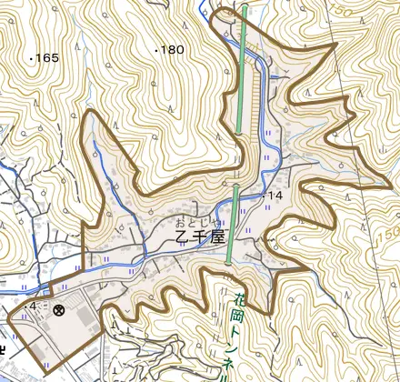 大字乙千屋とその周辺の地図。町の範囲を重ねている