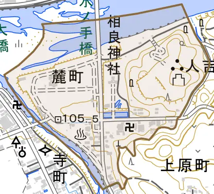 麓町とその周辺の地図。町の範囲を重ねている