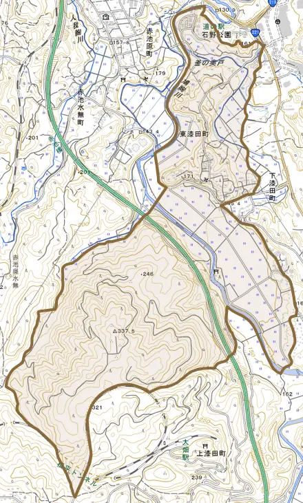 東漆田町とその周辺の地図。町の範囲を重ねている