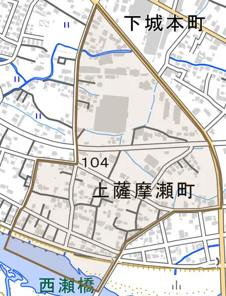 上薩摩瀬町とその周辺の地図。町の範囲を重ねている