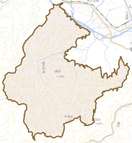鹿目町とその周辺の地図。町の範囲を重ねている