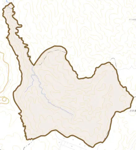 段塔町とその周辺の地図。町の範囲を重ねている