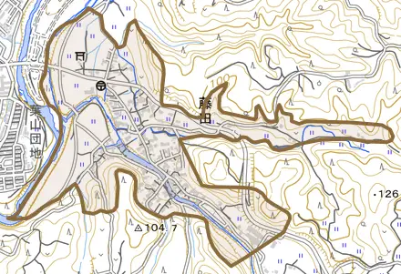 藤田とその周辺の地図。町の範囲を重ねている