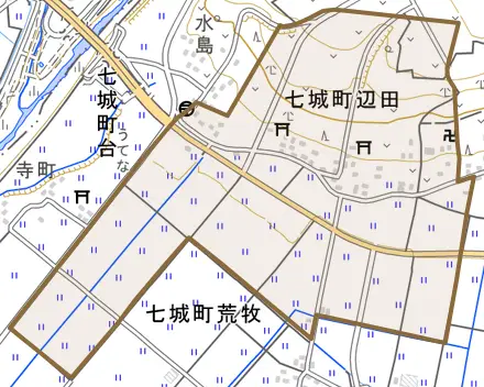 七城町辺田とその周辺の地図。町の範囲を重ねている