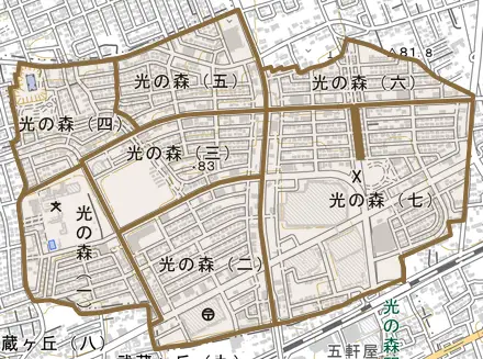 光の森とその周辺の地図。町の範囲を重ねている