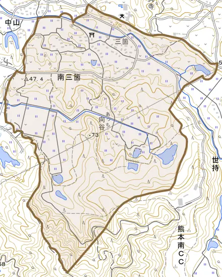 大字南三箇とその周辺の地図。町の範囲を重ねている
