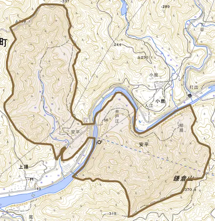 大字安平とその周辺の地図。町の範囲を重ねている