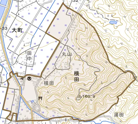 大字横田とその周辺の地図。町の範囲を重ねている