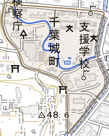 千葉城町とその周辺の地図。町の範囲を重ねている