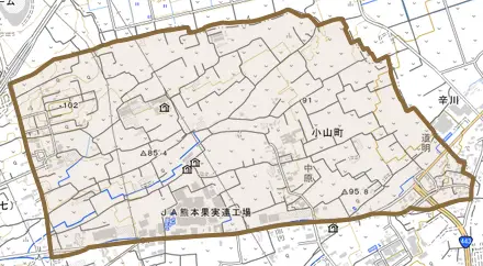 小山町とその周辺の地図。町の範囲を重ねている