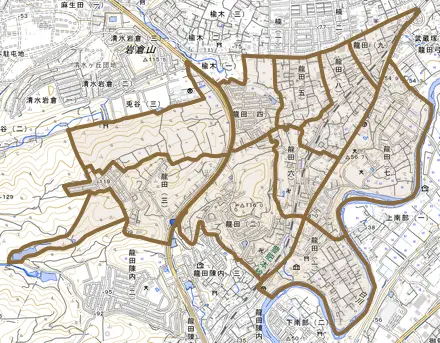 龍田とその周辺の地図。町の範囲を重ねている