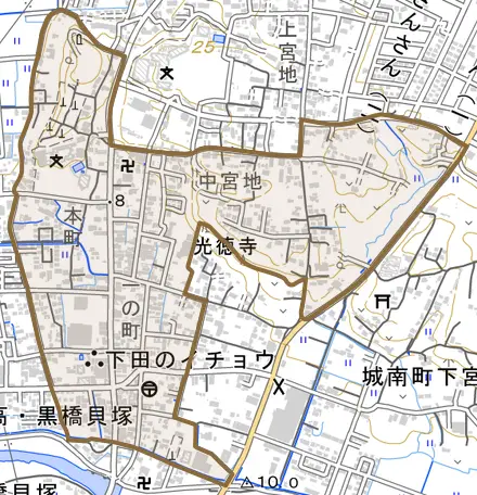 城南町隈庄とその周辺の地図。町の範囲を重ねている