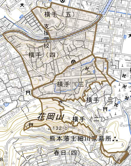 横手とその周辺の地図。町の範囲を重ねている