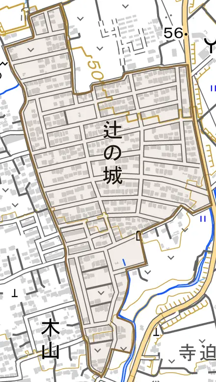 大字辻の城とその周辺の地図。町の範囲を重ねている