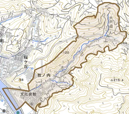 牧ノ内とその周辺の地図。町の範囲を重ねている