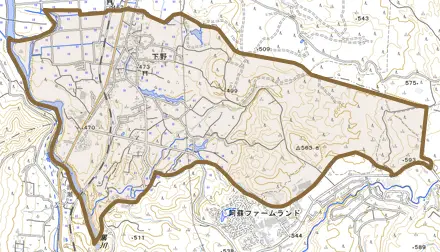 大字下野とその周辺の地図。町の範囲を重ねている