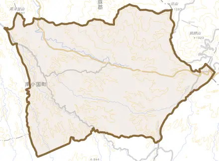 満願寺とその周辺の地図。町の範囲を重ねている