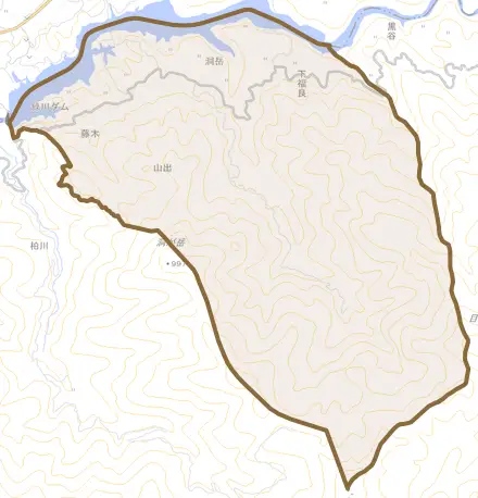 洞岳とその周辺の地図。町の範囲を重ねている
