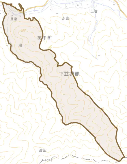 境とその周辺の地図。町の範囲を重ねている