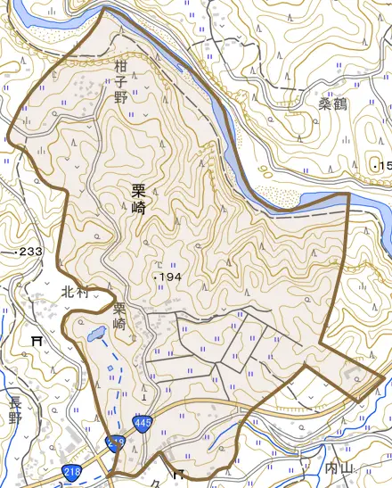 栗崎とその周辺の地図。町の範囲を重ねている