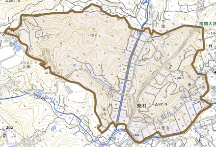 大字関村とその周辺の地図。町の範囲を重ねている