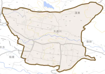 大字矢護川とその周辺の地図。町の範囲を重ねている