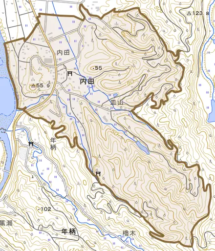内田とその周辺の地図。町の範囲を重ねている