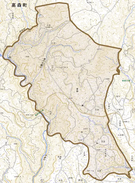 大字草部とその周辺の地図。町の範囲を重ねている