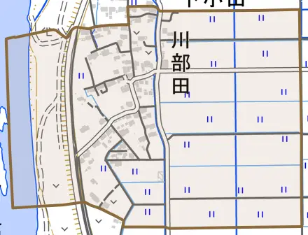 川部田とその周辺の地図。町の範囲を重ねている