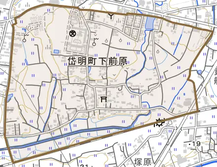 岱明町下前原とその周辺の地図。町の範囲を重ねている