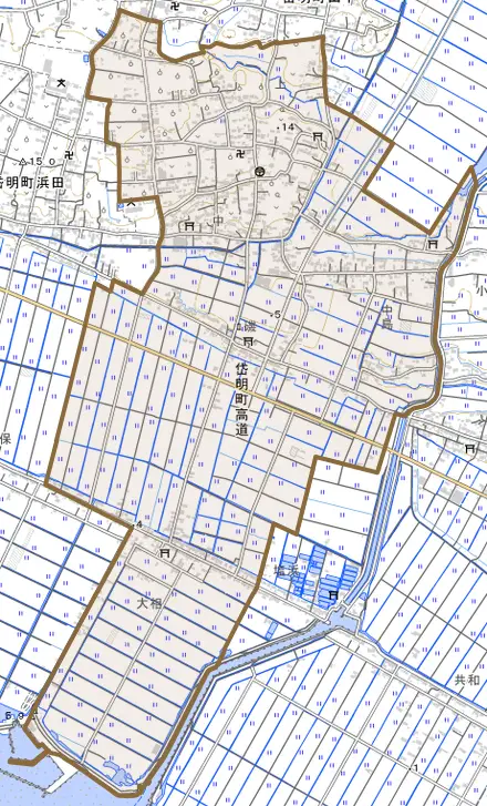 岱明町高道とその周辺の地図。町の範囲を重ねている