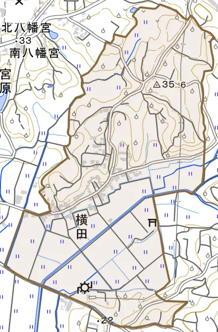 横田とその周辺の地図。町の範囲を重ねている