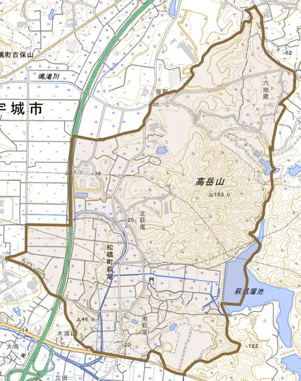 松橋町萩尾とその周辺の地図。町の範囲を重ねている