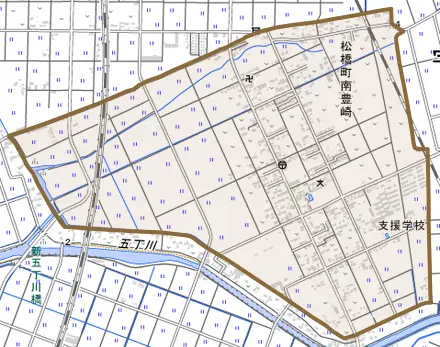 松橋町南豊崎とその周辺の地図。町の範囲を重ねている