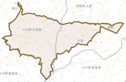 小川町北海東とその周辺の地図。町の範囲を重ねている