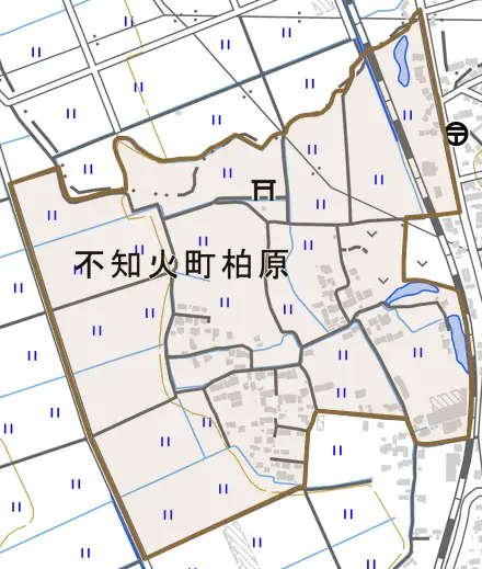不知火町柏原とその周辺の地図。町の範囲を重ねている