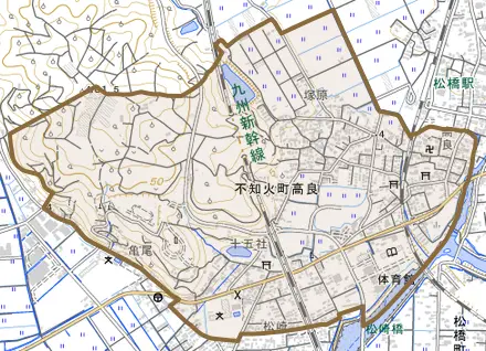 不知火町高良とその周辺の地図。町の範囲を重ねている