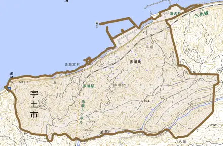 赤瀬町とその周辺の地図。町の範囲を重ねている